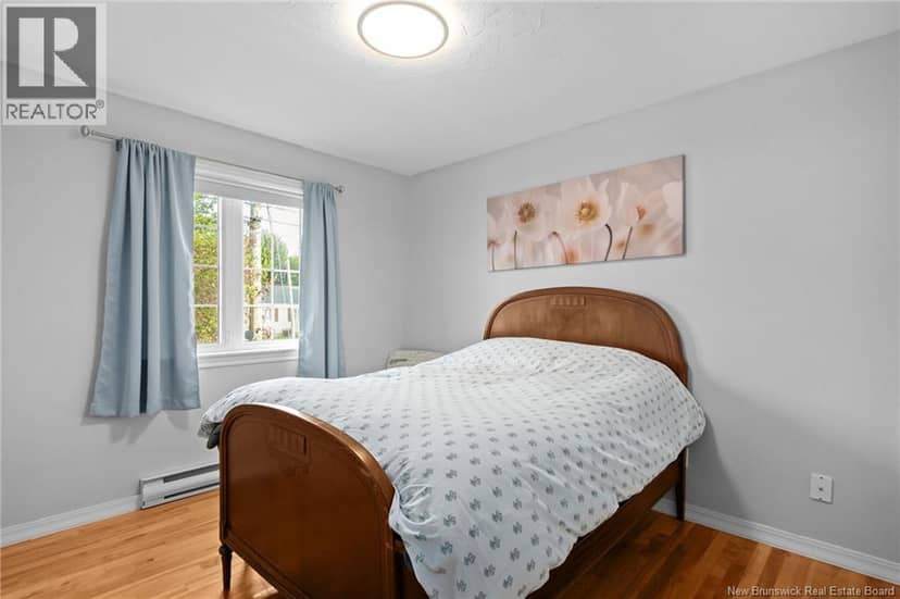 122 Dolbeau Street — photo 17 of 40