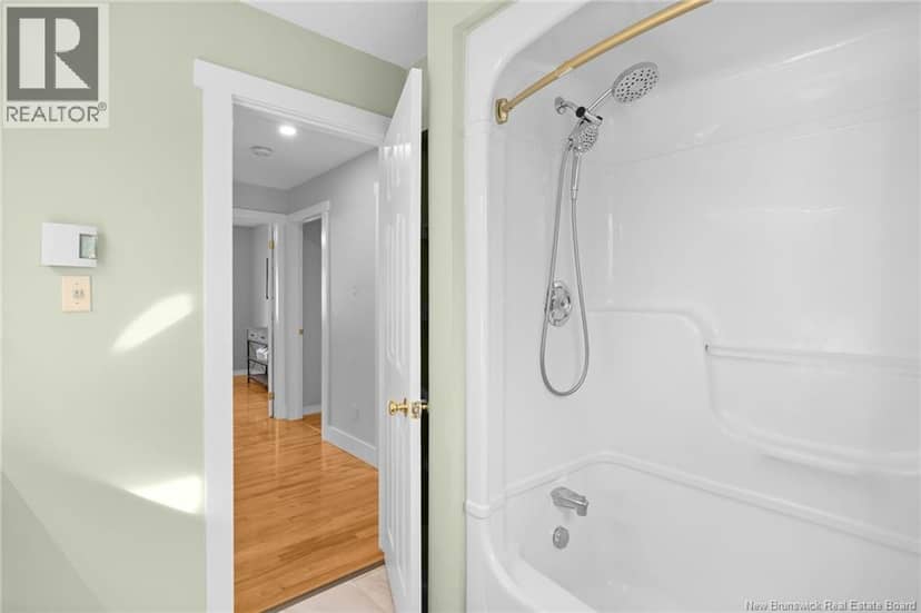 122 Dolbeau Street — photo 22 of 40