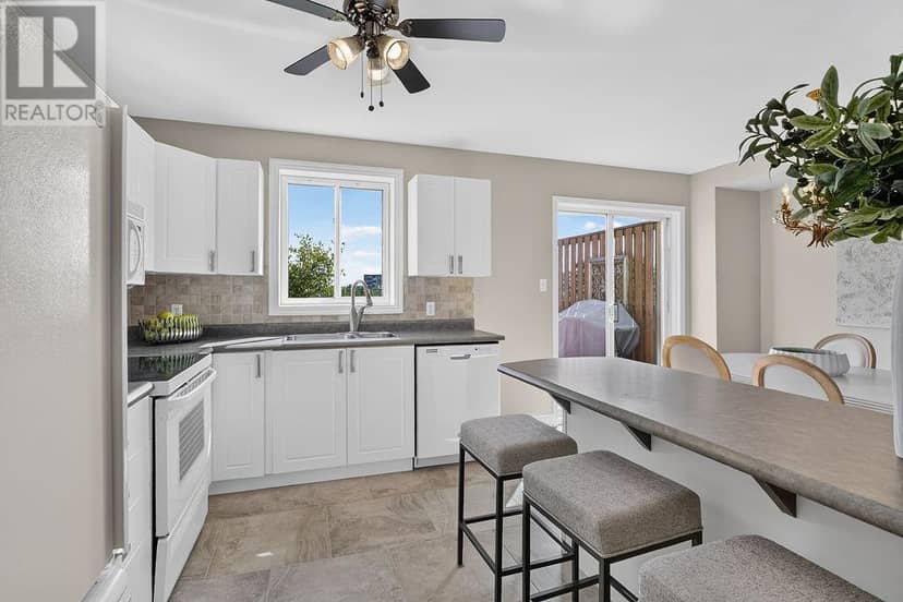 37 Timber Ridge Court, Greater Sudbury, photo 3
