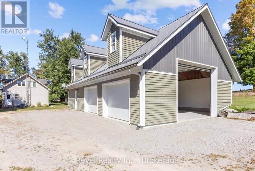 1393 Killarney Bay Road — photo 39 of 40