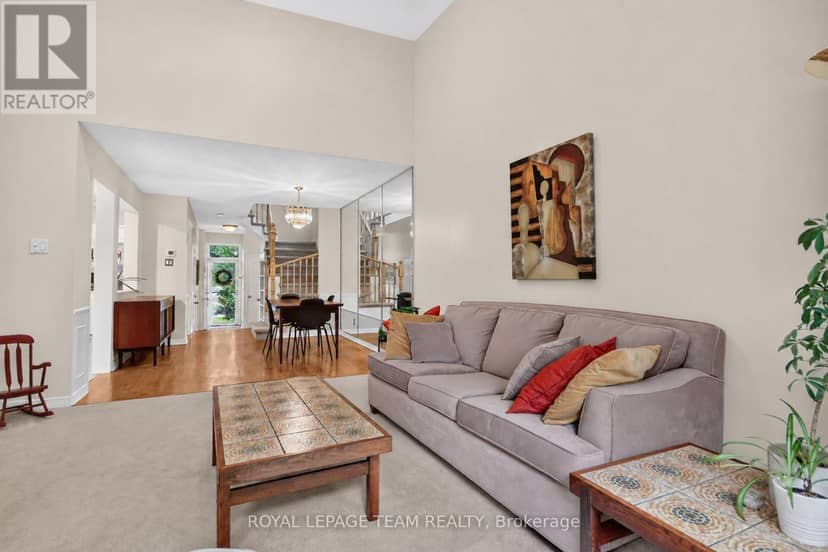 23 Grassy Plains Drive — photo 9 of 40