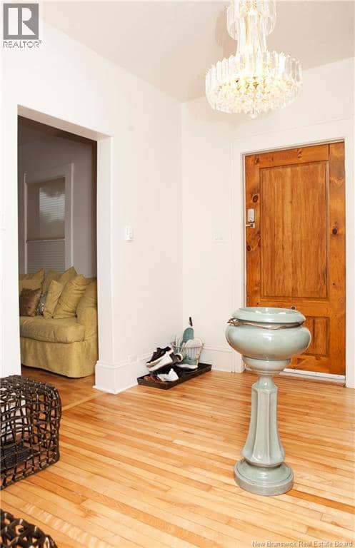 123 Bridge Street, Woodstock, photo 5