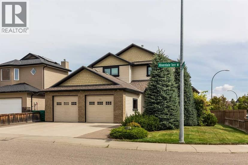151 Riverdale Terrace W, Lethbridge, photo 2
