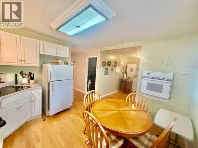 5007 51 Street — photo 11 of 29