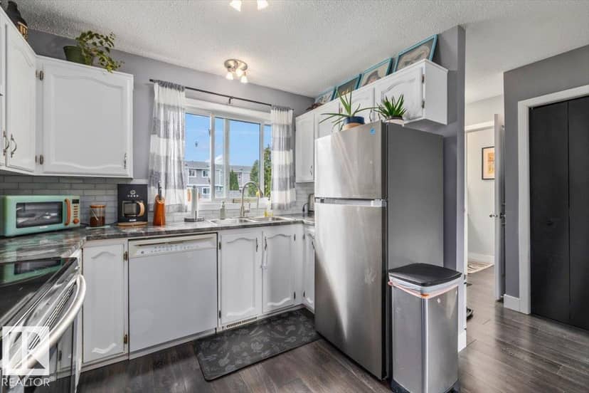 1040 Lakewood RD N NW, Edmonton, photo 7