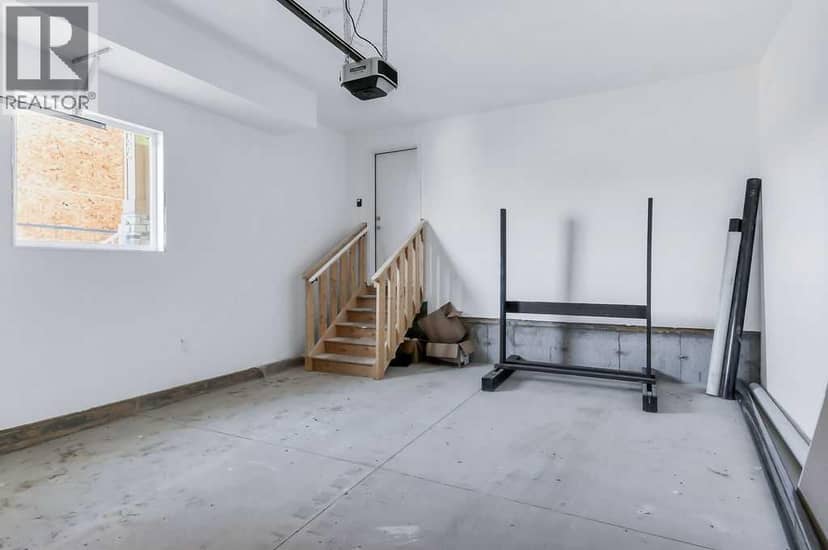 35 Linden Place — photo 37 of 40