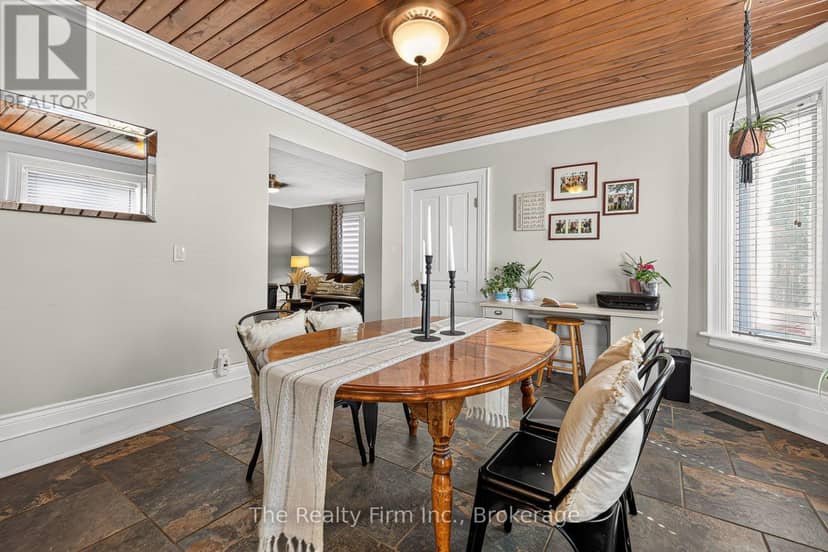 164 Victoria Street — photo 27 of 40