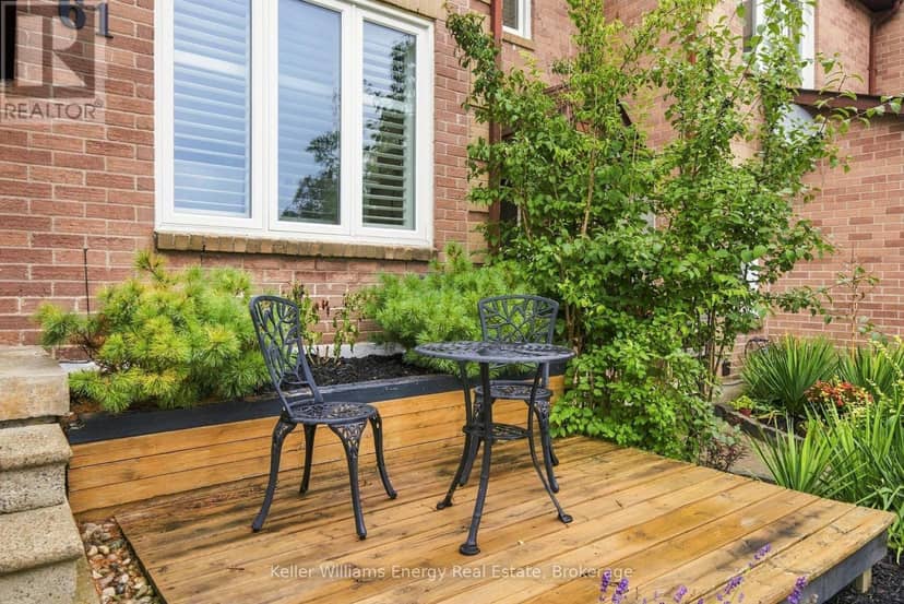 61 Fernbank Place — photo 33 of 40