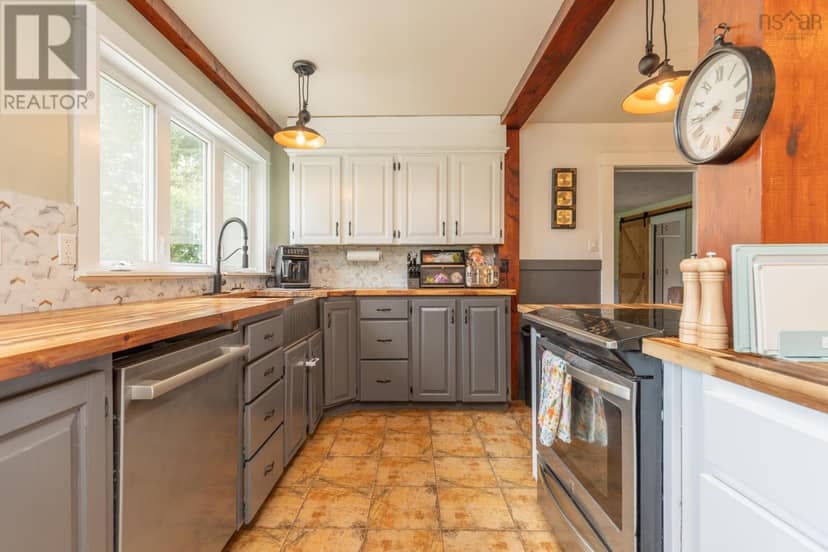 4845 Highway 340 — photo 12 of 40