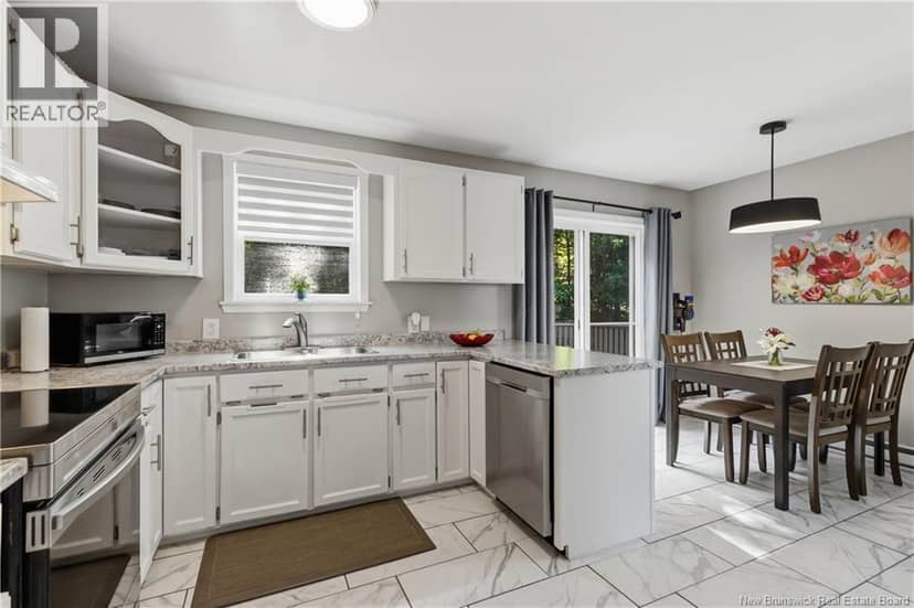 27 Glenview Court — photo 15 of 40