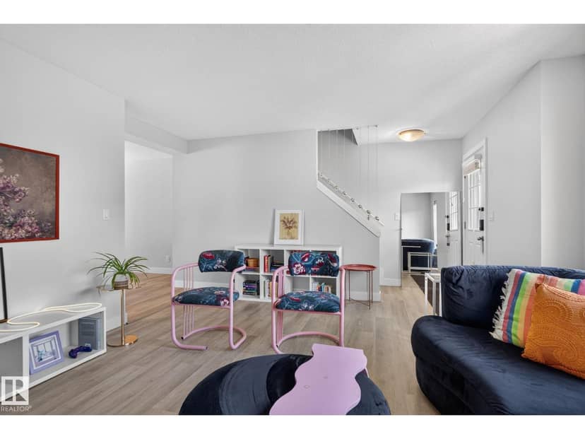#6 5134 Mullen Rd NW, Edmonton, photo 3