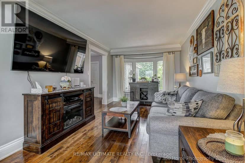 23 Windham Crescent — photo 9 of 24