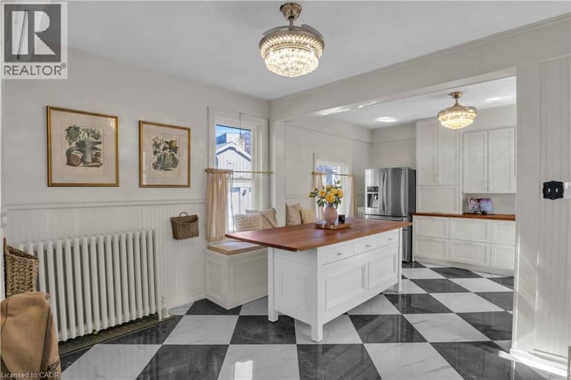 54 BRUCE Street — photo 11 of 40