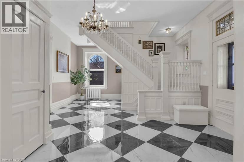 54 BRUCE Street — photo 3 of 40