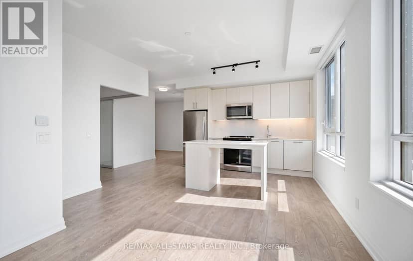 315 - 286 Main Street — photo 11 of 40