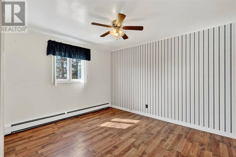 12-14 Barnes Road — photo 29 of 33