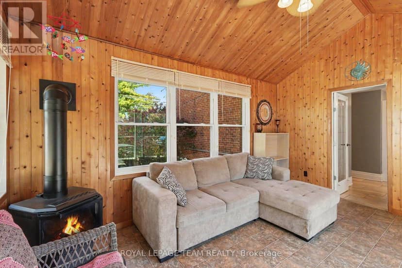 10565 Main Street — photo 17 of 33
