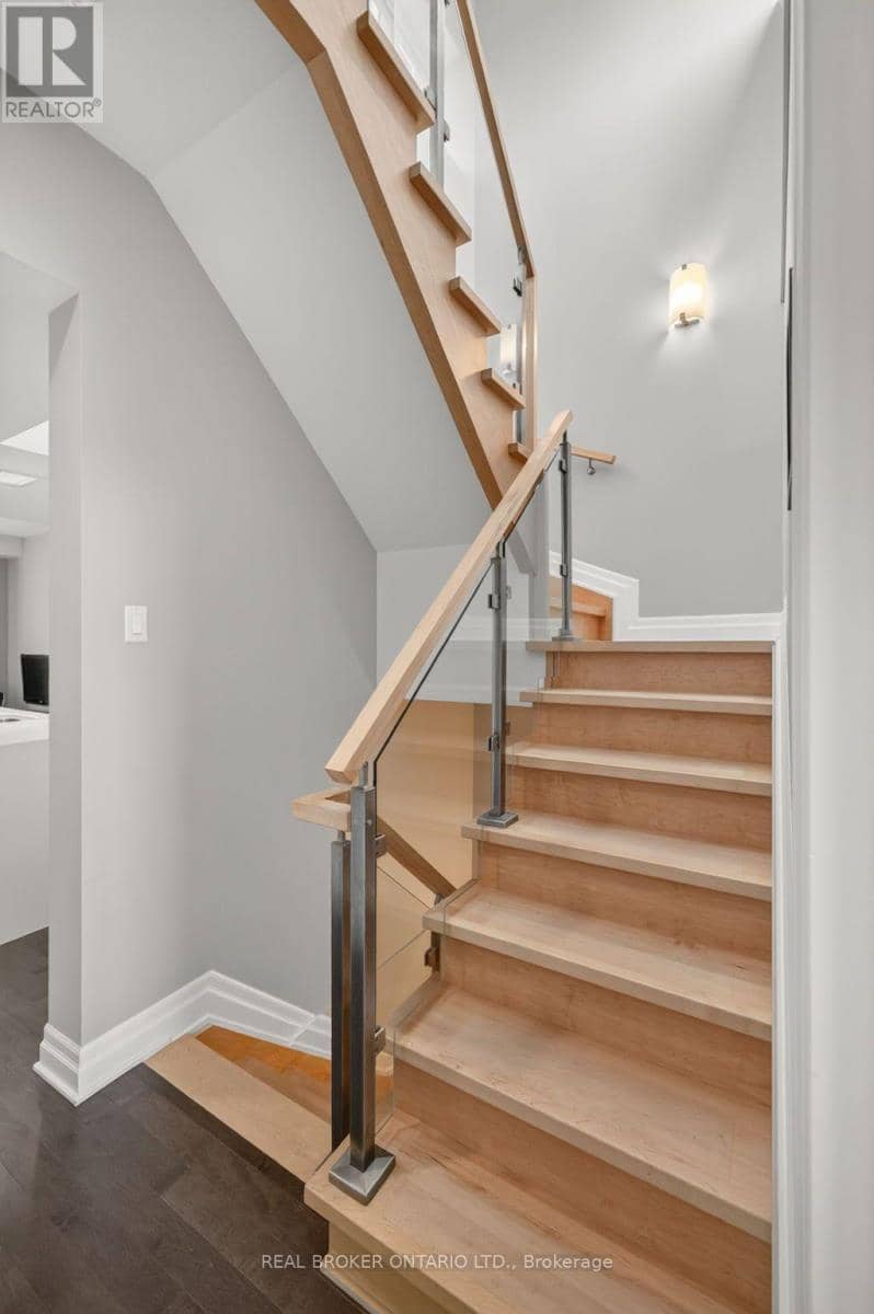 317 - 300 B Lett Street — photo 28 of 40