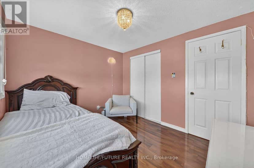 63 Chloe Crescent — photo 27 of 40