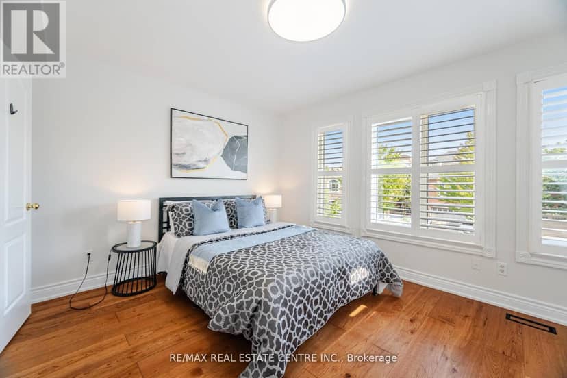 24 Futura Avenue — photo 29 of 39