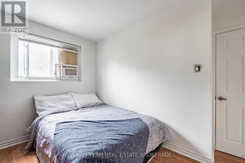 E4 - 63 Ferris Lane — photo 17 of 33