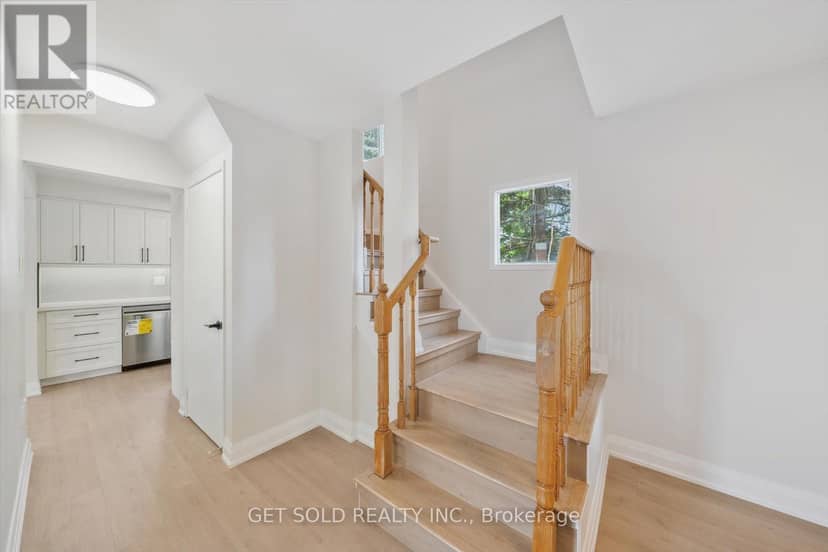 232 Kozlov Street — photo 14 of 30