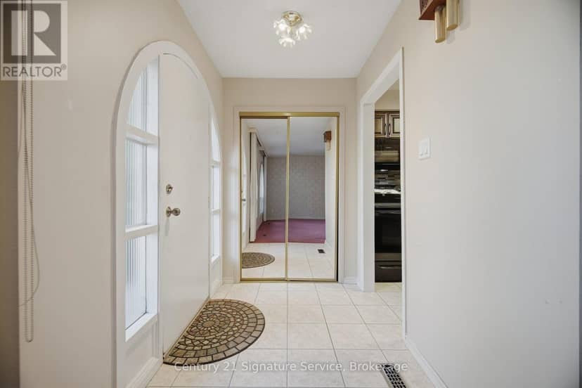 1166 Grand Boulevard — photo 7 of 40