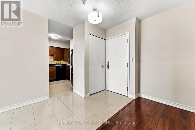 1009 - 1320 Islington Avenue — photo 4 of 23