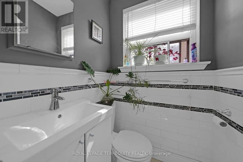11 Dixiana Court — photo 10 of 28