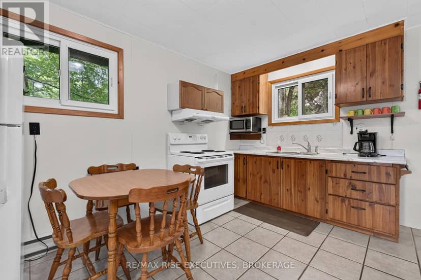 638 Derbyshire Point Lane — photo 13 of 39