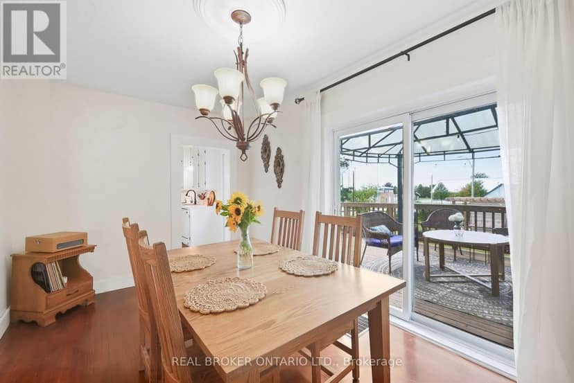 22 Temperance Street — photo 12 of 40