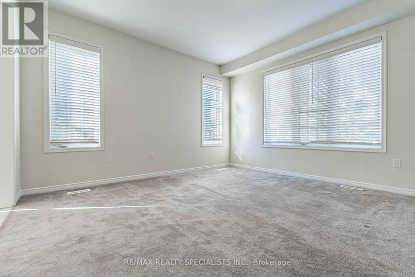 25 Cloy Drive — photo 12 of 40