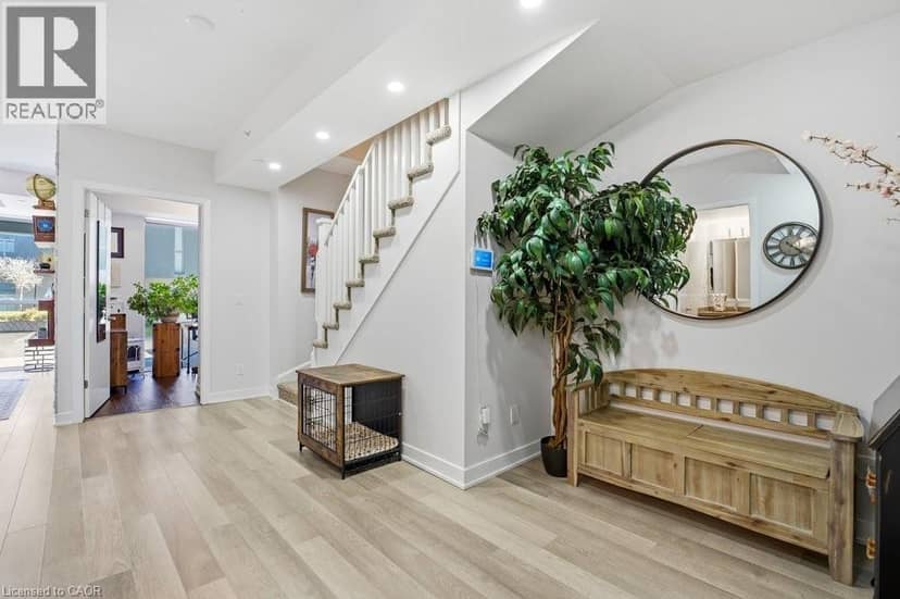 5220 DUNDAS Street Unit# D211, Burlington, photo 3