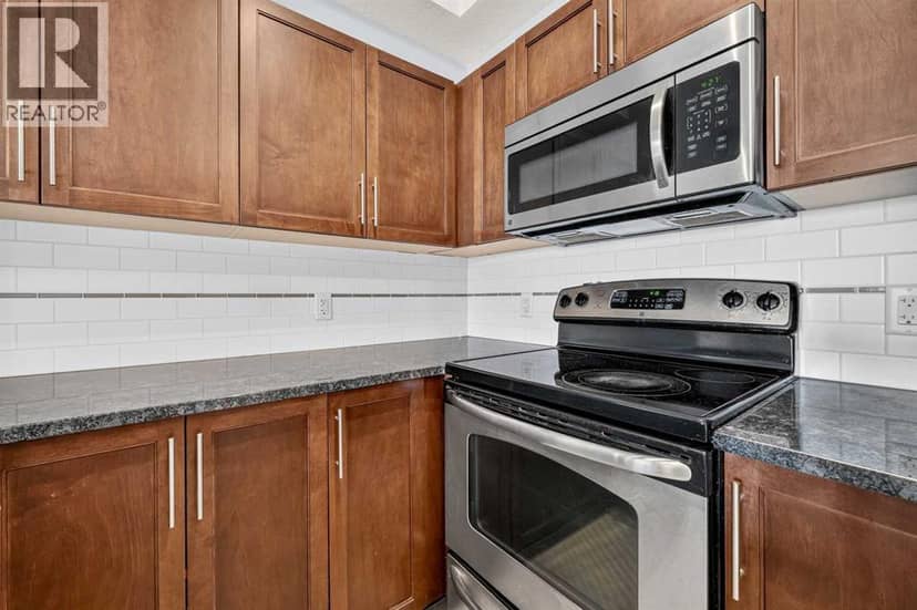 2405, 604 East Lake Boulevard NE, Airdrie, photo 8