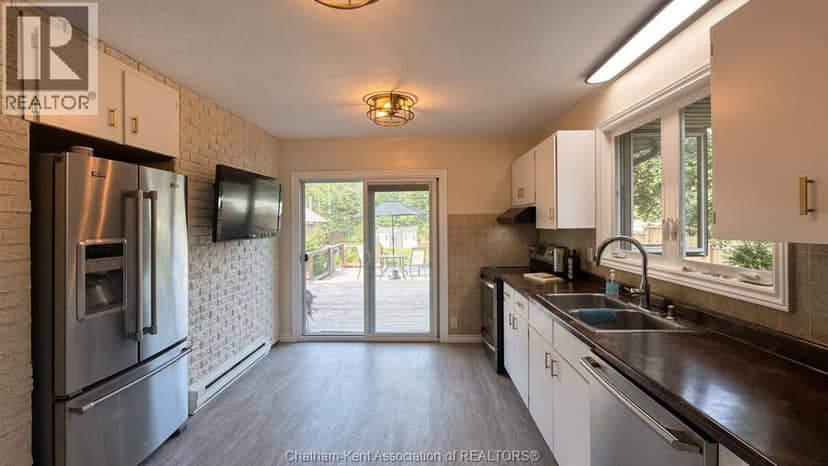 31 Heron Drive — photo 13 of 39