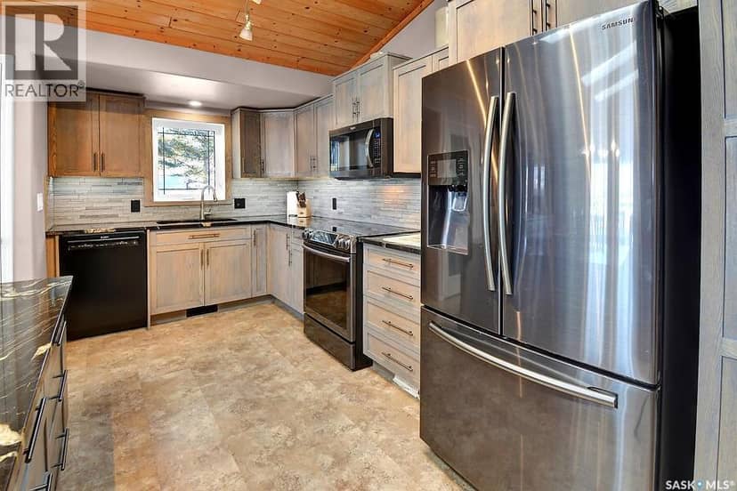 3013 Bonne Madone Beach, Wakaw Lake, photo 7