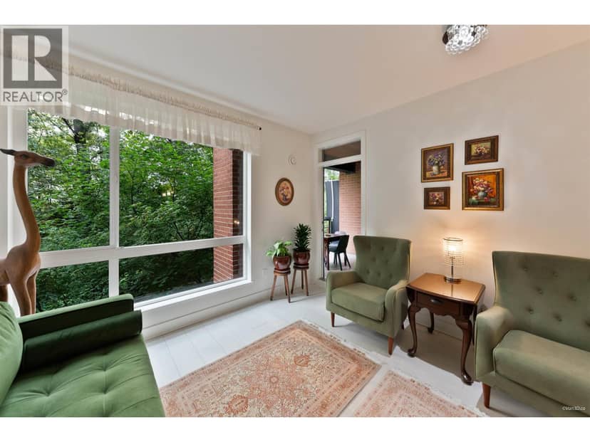 205 733 W 3RD STREET, North Vancouver, photo 5