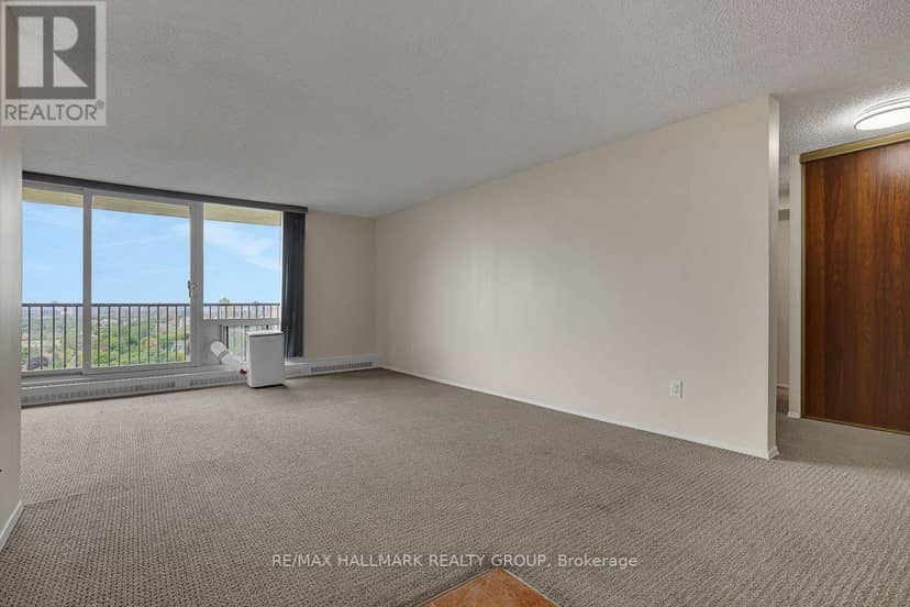 1601 - 665 Bathgate Drive — photo 11 of 37