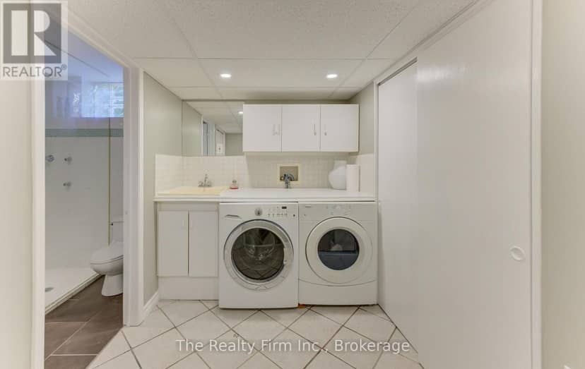 218 Forestwood Drive — photo 34 of 40