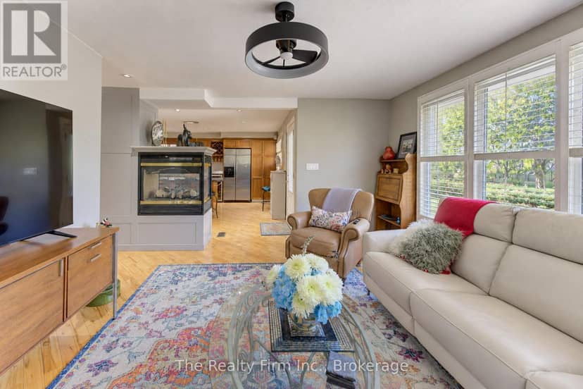 218 Forestwood Drive — photo 7 of 40