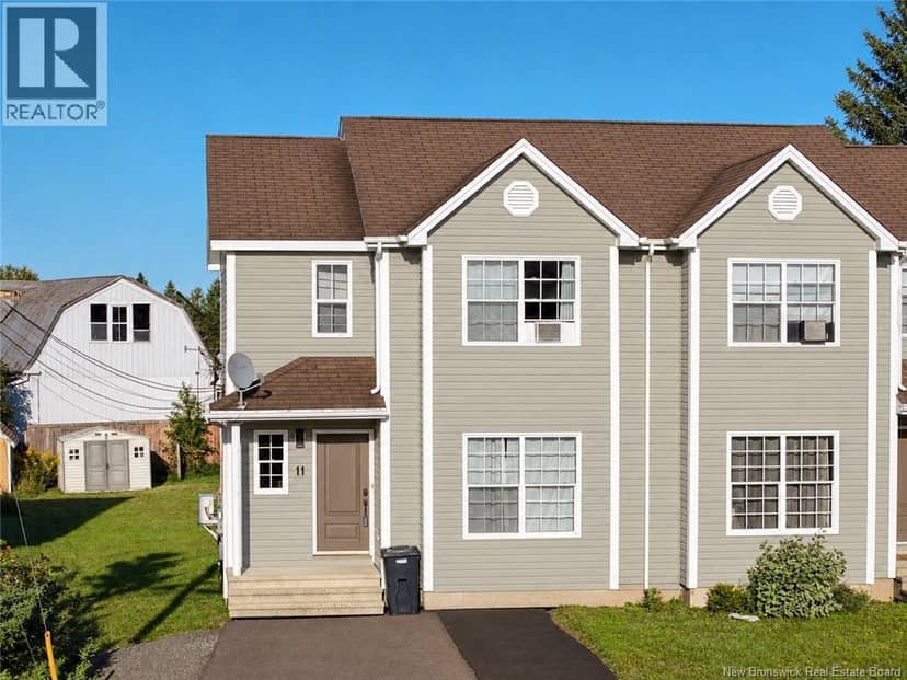 11 Gagnon Drive — photo 1 of 31