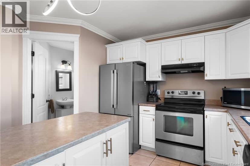11 Gagnon Drive — photo 8 of 31