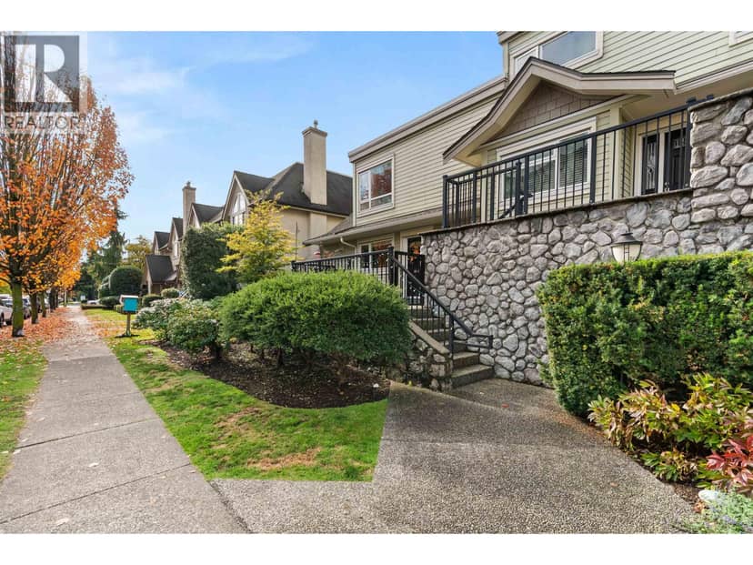 1741 CHESTERFIELD AVENUE, North Vancouver