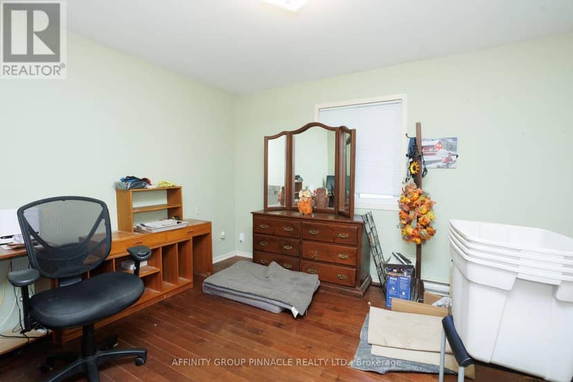 49 Queen Street — photo 14 of 30