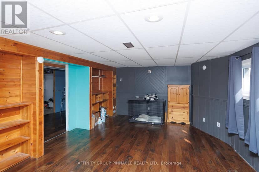 49 Queen Street — photo 19 of 30