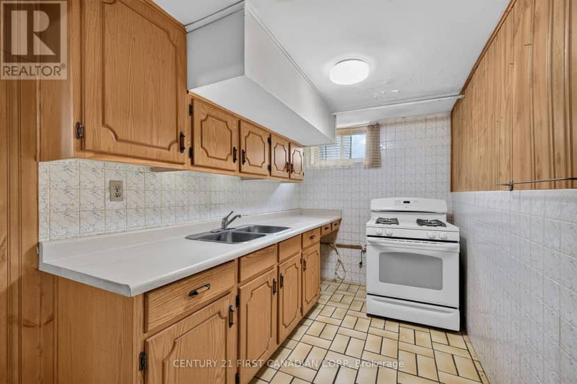 141 Fairhaven Circle — photo 33 of 40