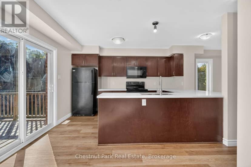 1 - 37 Silver Street — photo 9 of 40