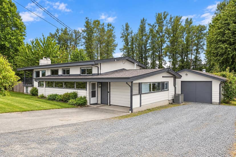 10425 YOUNG ROAD, Fairfield Island, Chilliwack