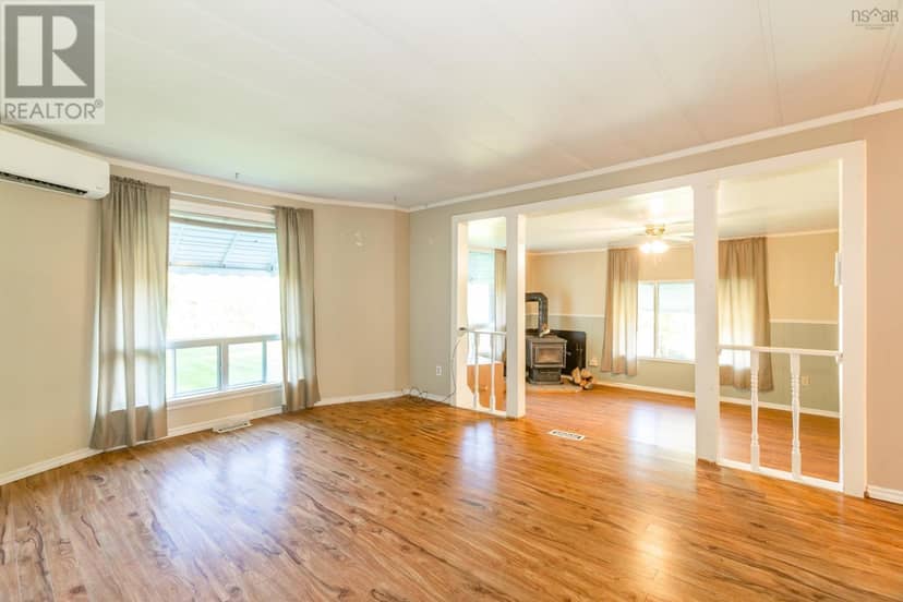 732 Highway 1 — photo 19 of 35