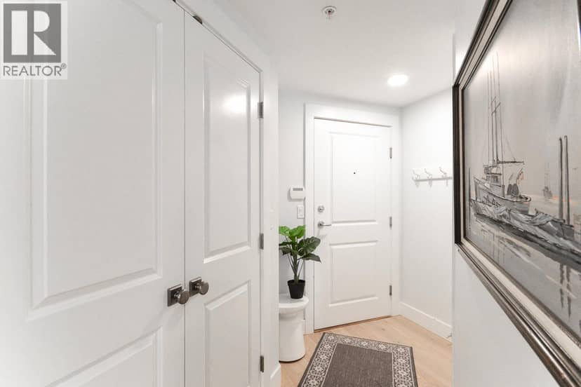 321 5700 ANDREWS ROAD, Richmond, photo 2